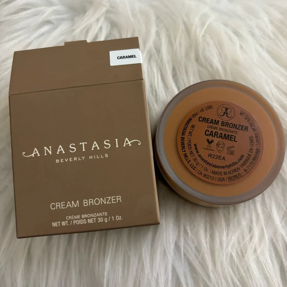 💝NIB ABH Cream Bronzer Caramel💝